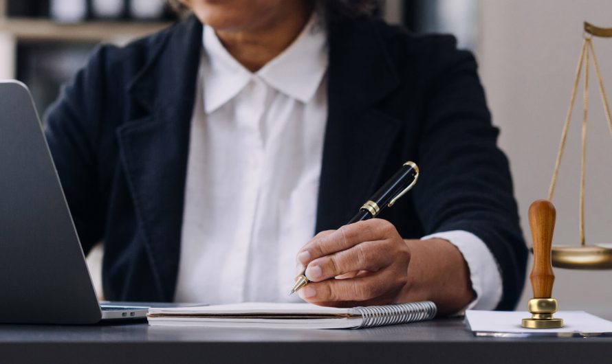 Why Notaries Should Offer Online Notarization: Top 9 Reasons